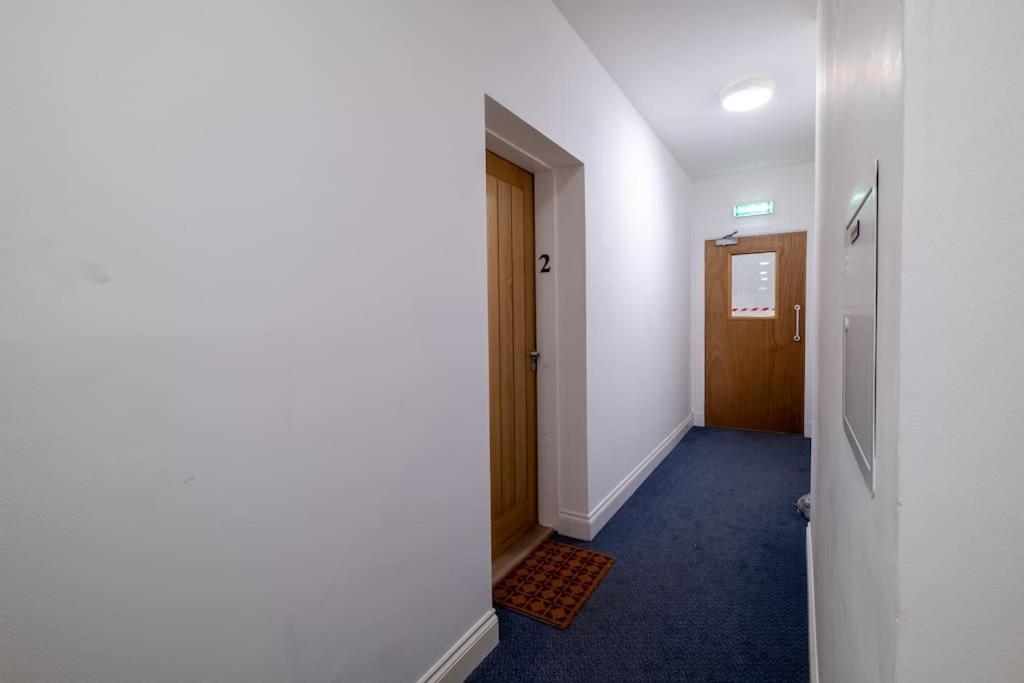 2 Bed 2 Bath Spacious Apartment In Central Aberdeen Eksteriør bilde