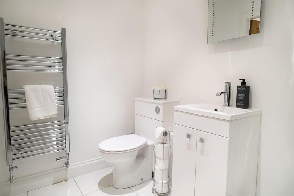 2 Bed 2 Bath Spacious Apartment In Central Aberdeen Eksteriør bilde